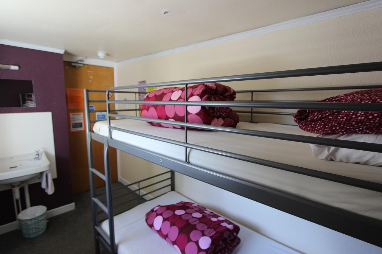 Skye Backpackers Hostel Kyleakin Εξωτερικό φωτογραφία