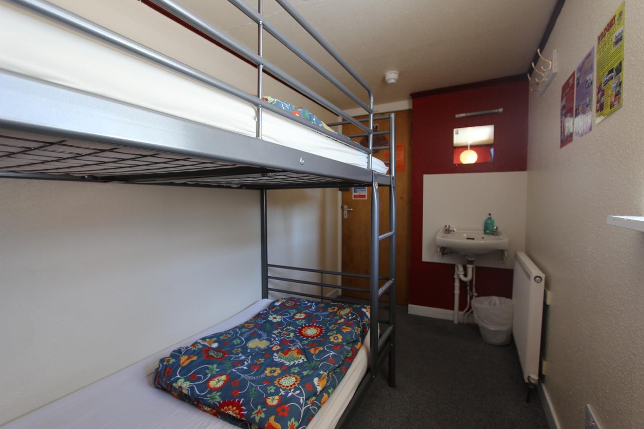 Skye Backpackers Hostel Kyleakin Εξωτερικό φωτογραφία