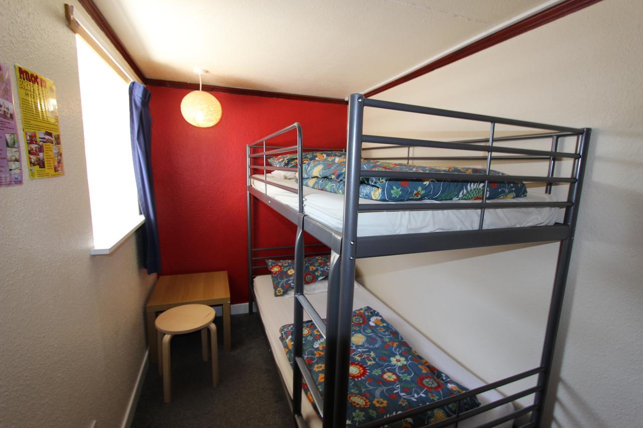 Skye Backpackers Hostel Kyleakin Εξωτερικό φωτογραφία